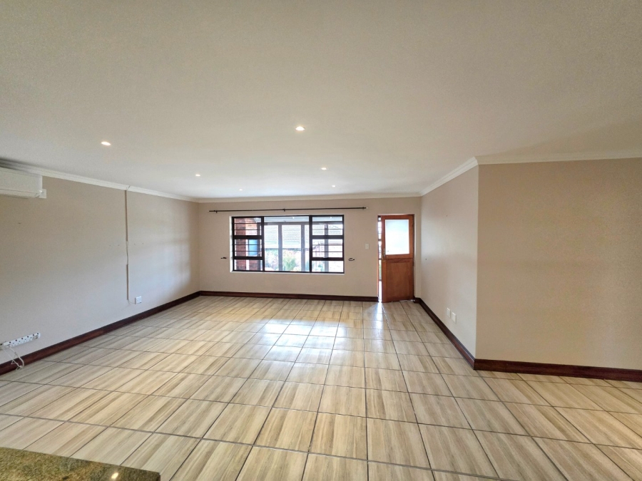 To Let 3 Bedroom Property for Rent in Eureka Free State